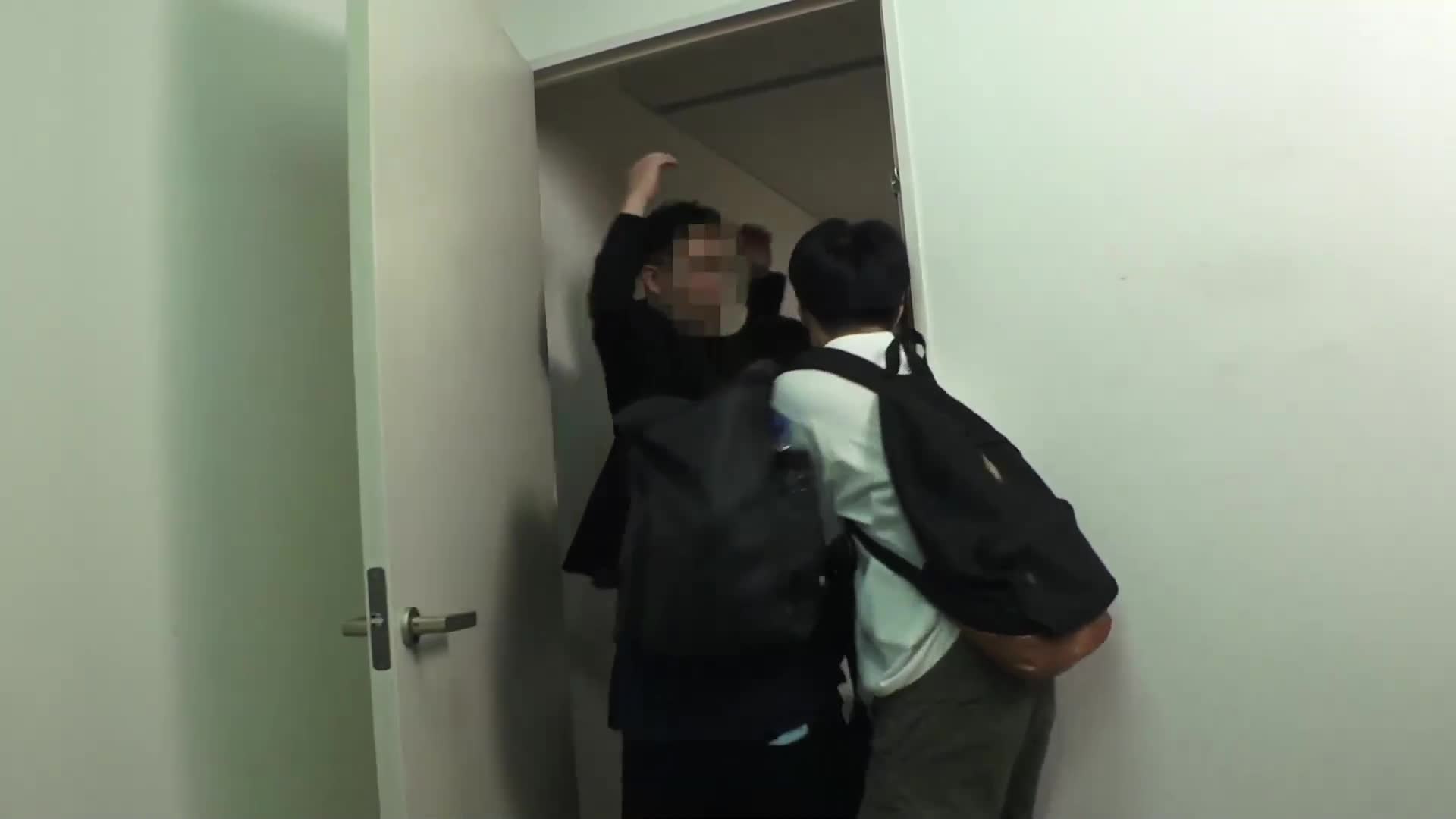 與任何人都可以無限制插入！電影院版 每個月都可以無限觀賞新片！無限制插入的電影院！ - AV大平台 - 中文字幕，成人影片，AV，國產，線上看