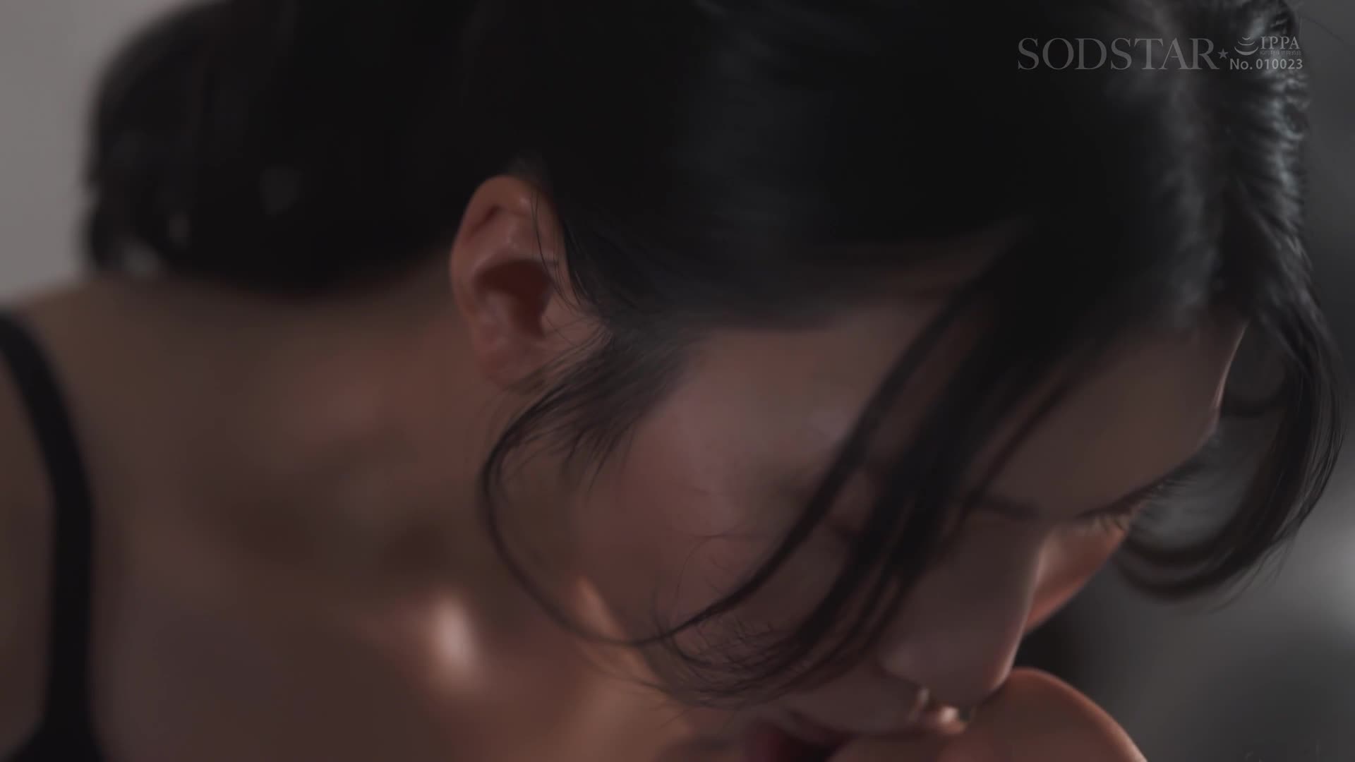 剛開始交往的鈴開始了細心的生活 時而慢慢地，時而熱情地被無限耐力女友搖擺的性生活 本庄鈴 - AV大平台 - 中文字幕，成人影片，AV，國產，線上看