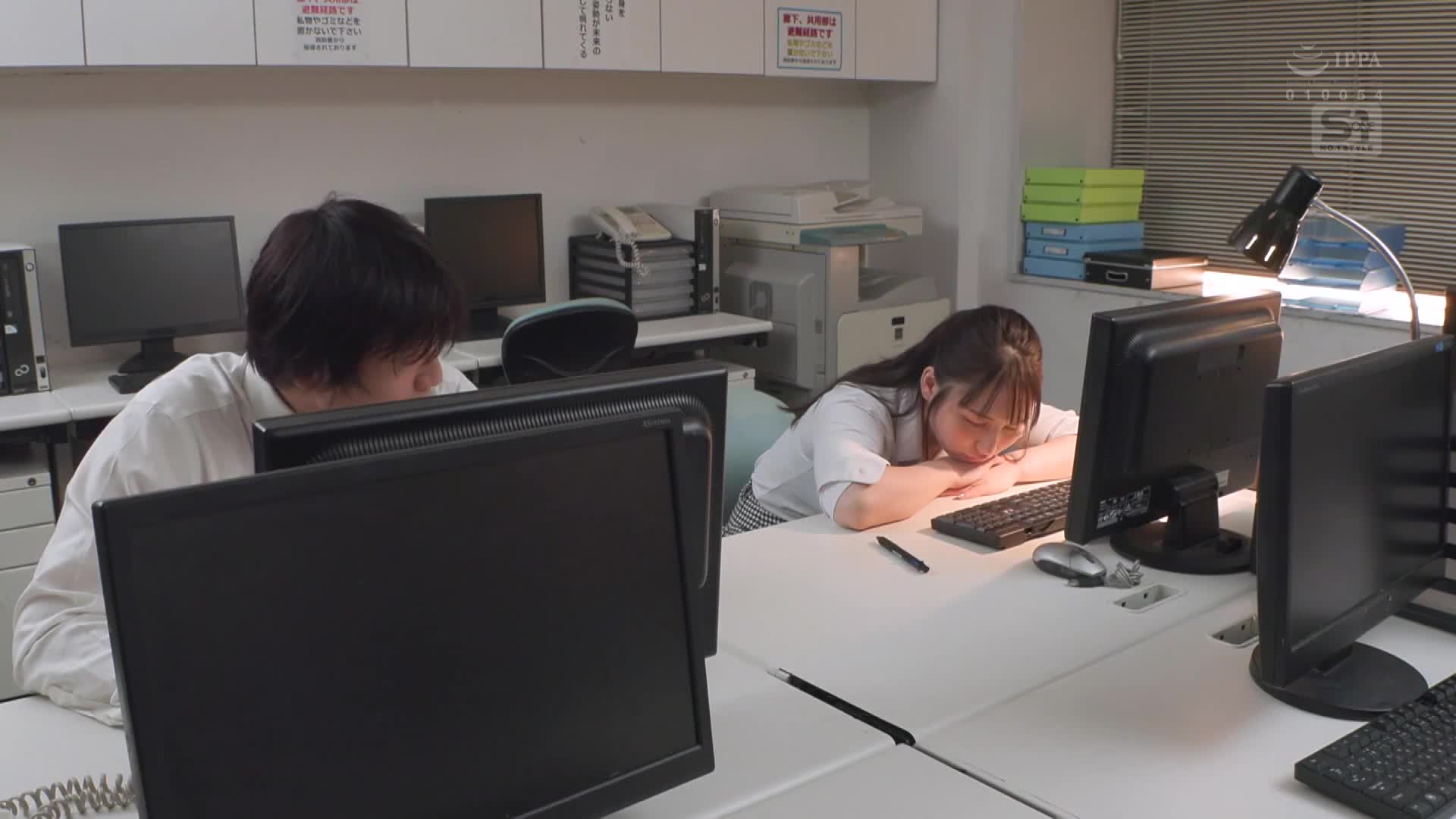 那個女孩穿著的衣服，讓我無法停止幻想。南澤海香 - AV大平台 - 中文字幕，成人影片，AV，國產，線上看