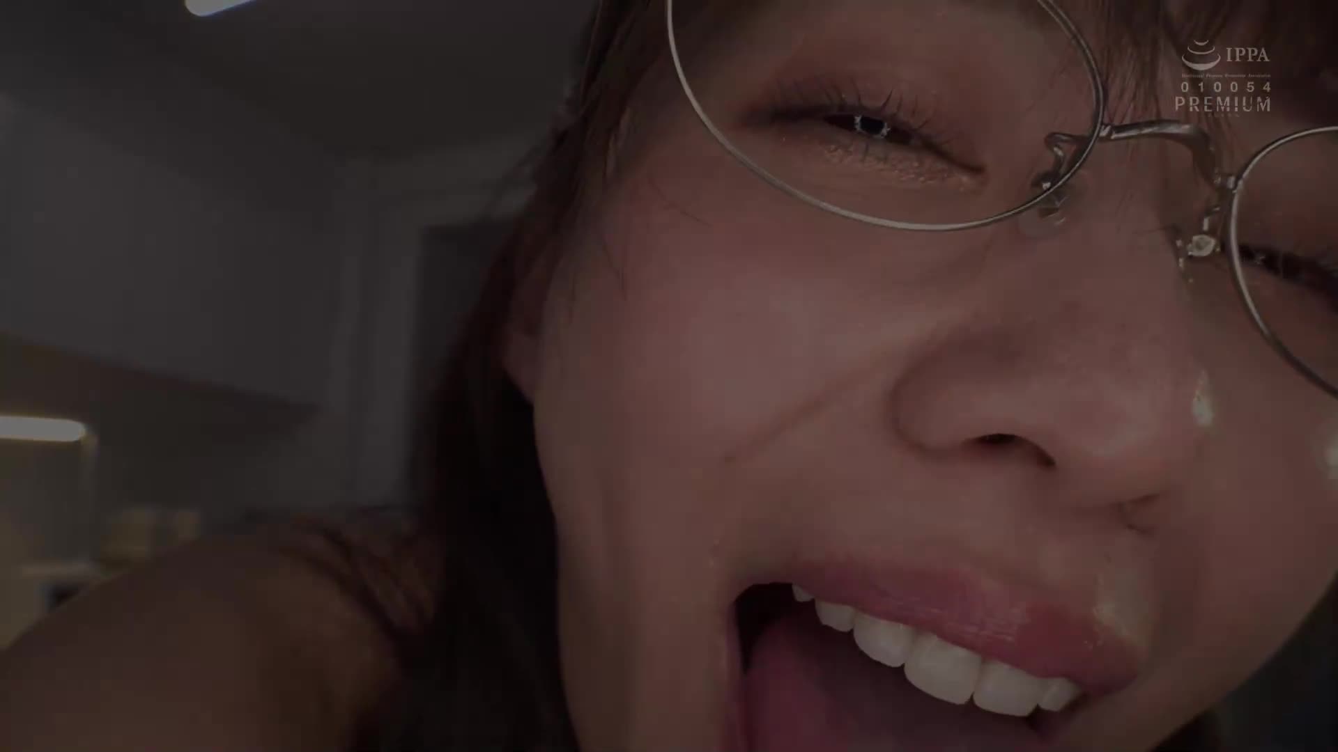 「一起變態吧...」～與公司同事山岸綾花在暗號社交媒體上成為暴露秘密性癖的中出性伴侶的日子...山岸彩花 - AV大平台 - 中文字幕，成人影片，AV，國產，線上看