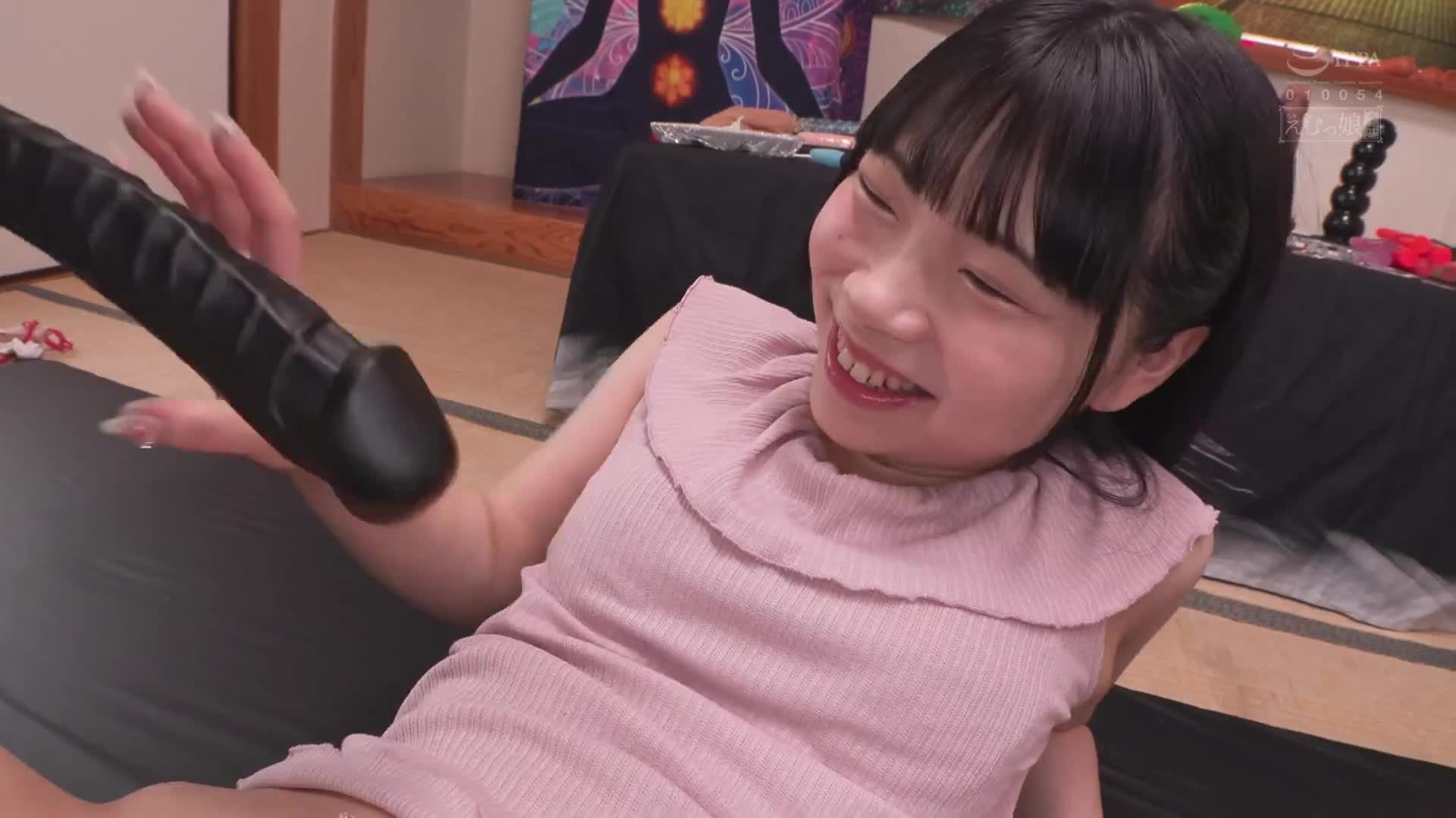 新人尻穴：朝露中的蕩漾淺粉紅肛門，未曾人知的純白美少女AV出道 - AV大平台 - 中文字幕，成人影片，AV，國產，線上看