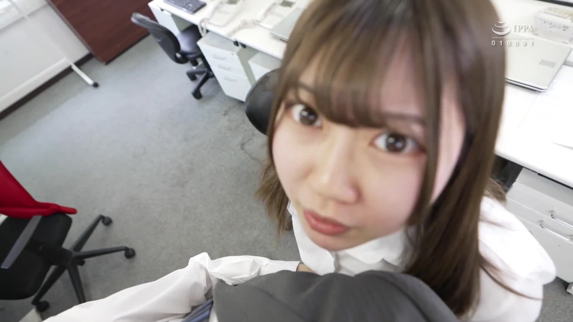 黑色絲襪女上司的獎勵潤滑液性愛！女上司濕潤滑膩的絲襪尻部讓精液潑濺！工作動力滿滿！ - AV大平台 - 中文字幕，成人影片，AV，國產，線上看