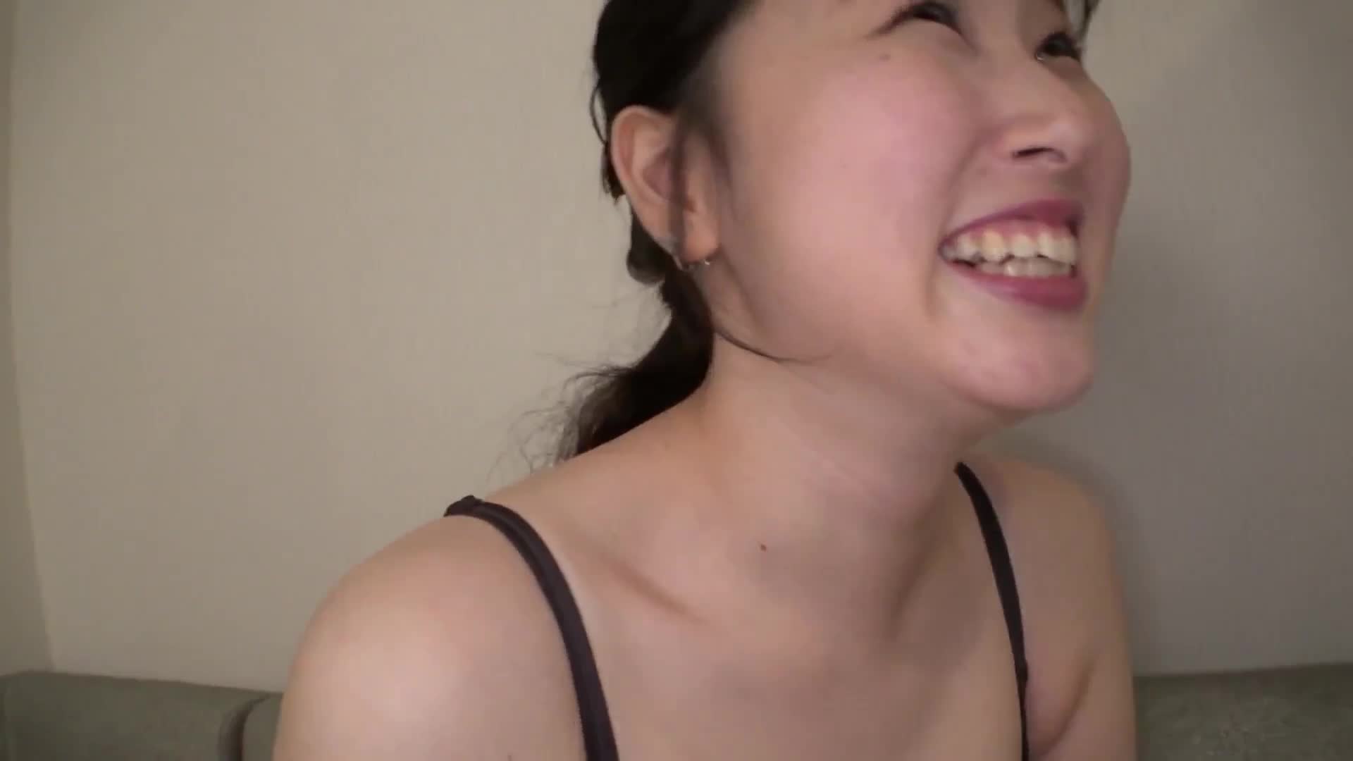 【治癒笑容×M女反差】明亮活潑的護理學生，一旦開始就停不下來...！真正輕浮，初次拍攝。2226 - AV大平台 - 中文字幕，成人影片，AV，國產，線上看